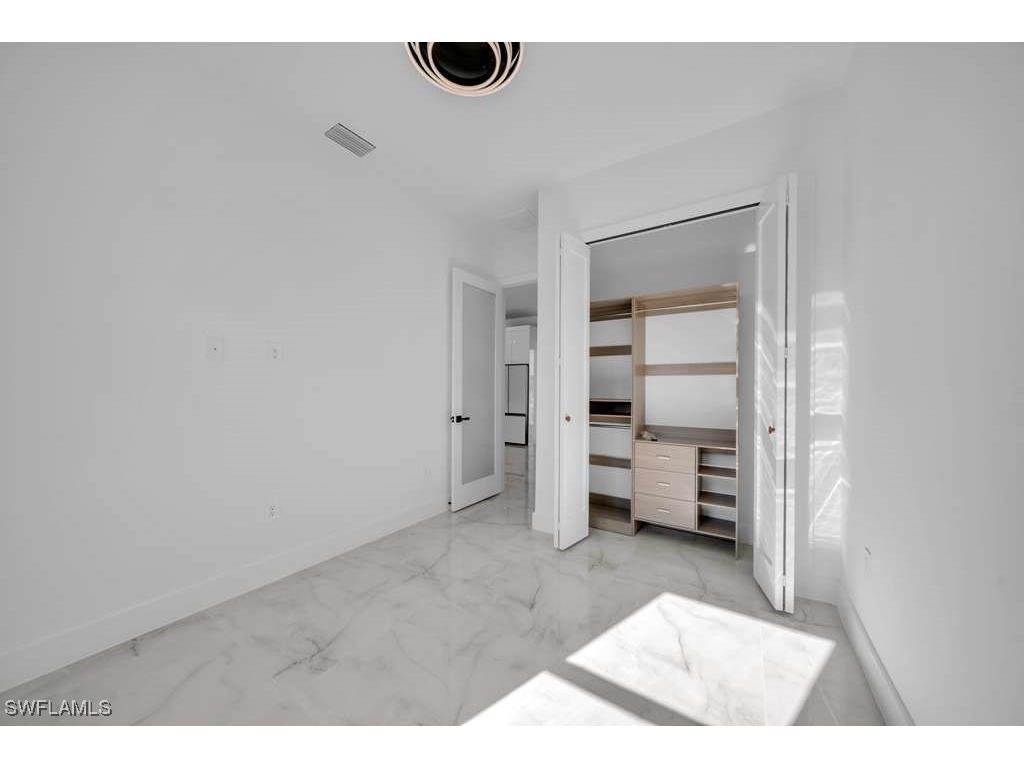 945 Gregory Street E Lehigh Acres FL 33974 226002931 image6