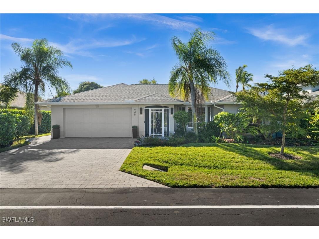 945 Moon Lake Drive Naples FL 34104 225084641 image1