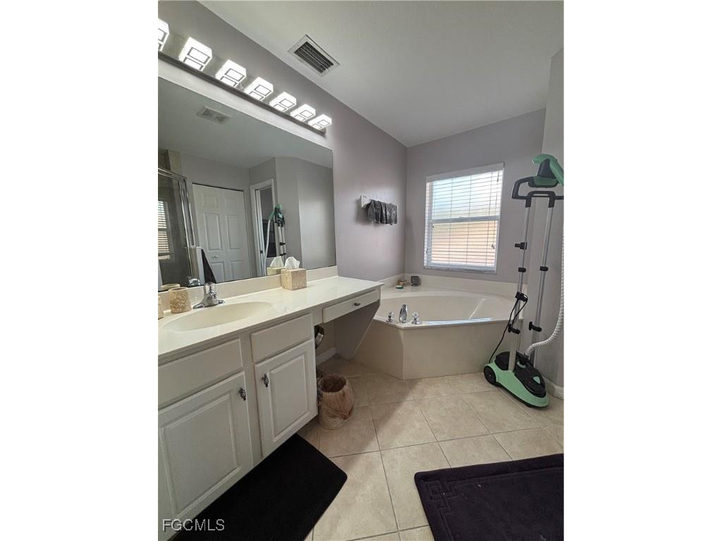 9450 Silver Pine Loop Fort Myers FL 33967 2025018888 image24