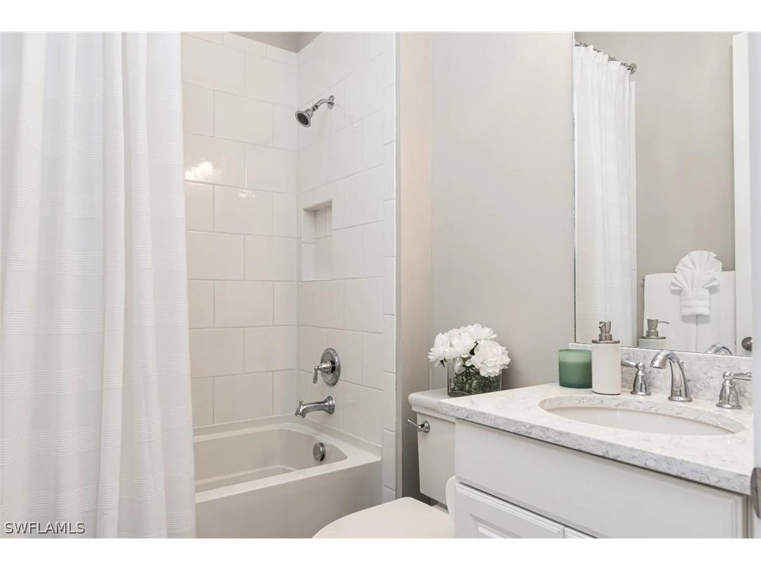 9451 Montelanico Loop Naples FL 34119 226007167 image11