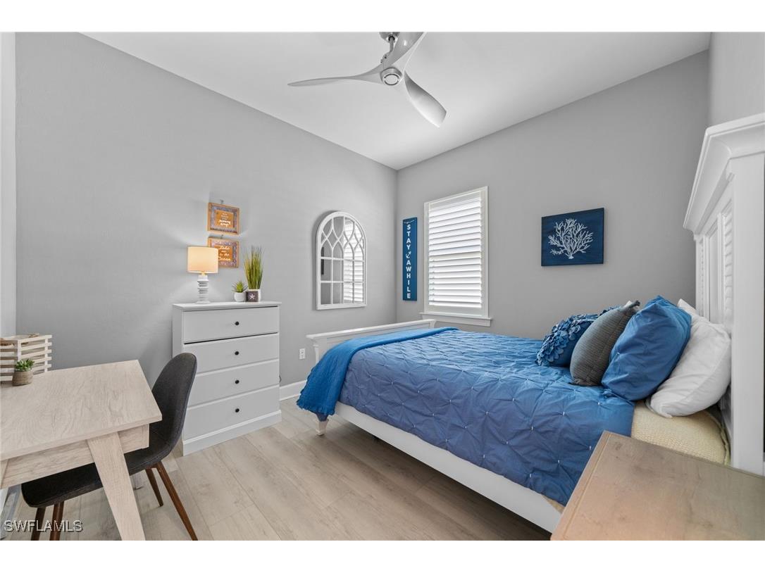 9451 Quarry Drive Naples FL 34120 225048484 image19