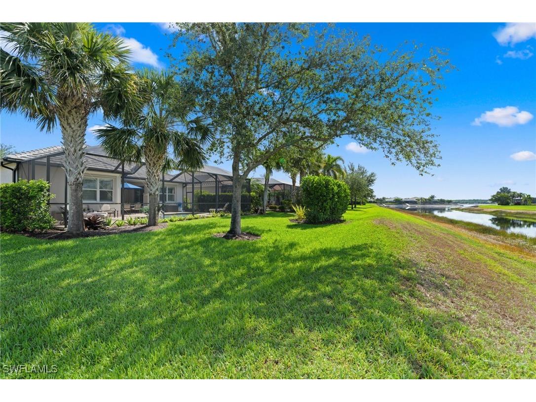 9451 Quarry Drive Naples FL 34120 225048484 image29