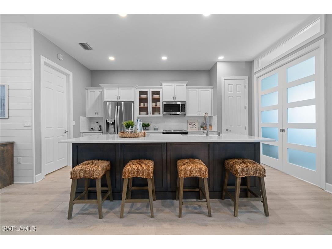 9451 Quarry Drive Naples FL 34120 225048484 image6