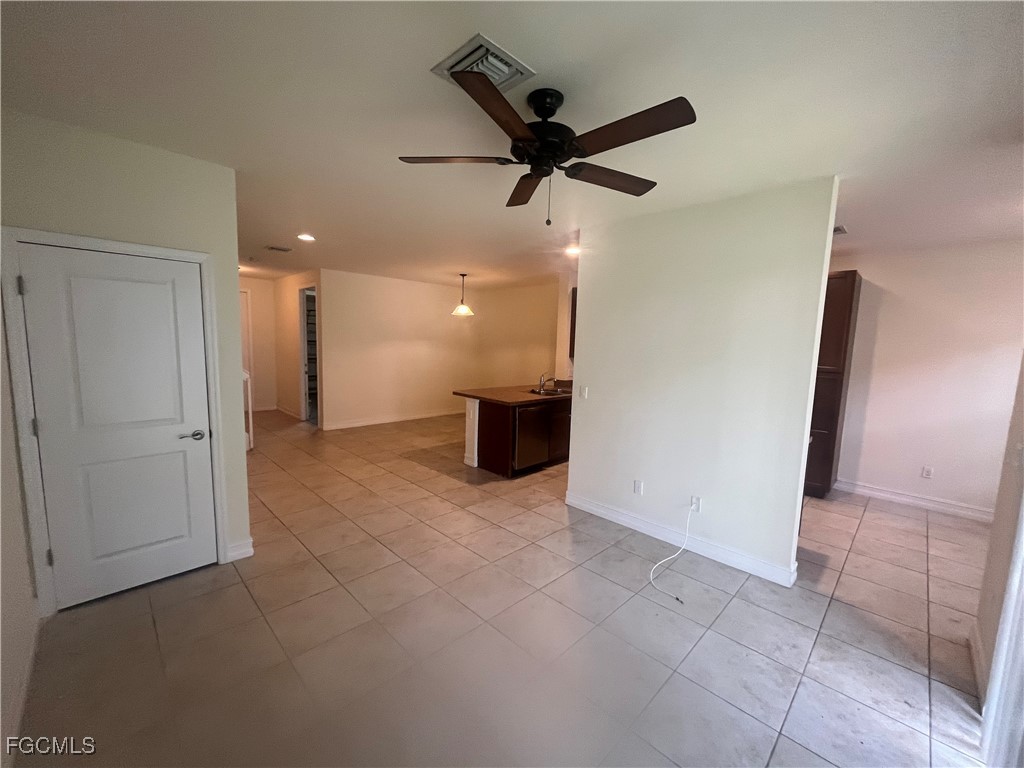 9453 Montebello Way #103 Fort Myers FL 33908 2025025784 image5