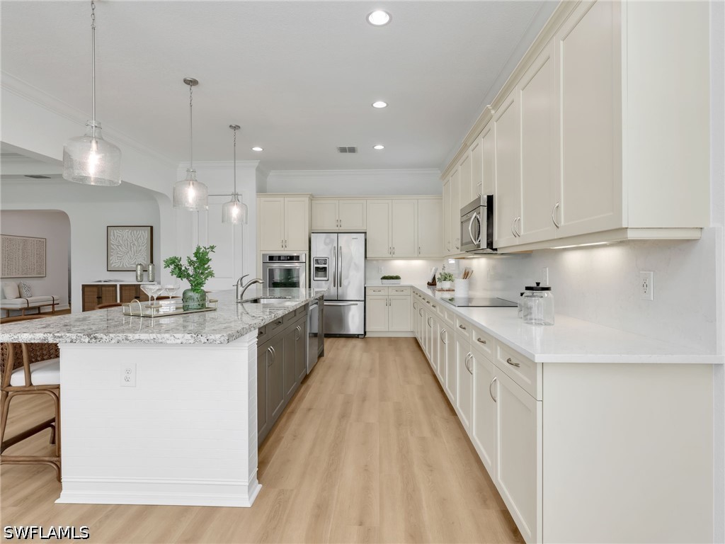 9454 Greenleigh Court Naples FL 34120 226023481 image10