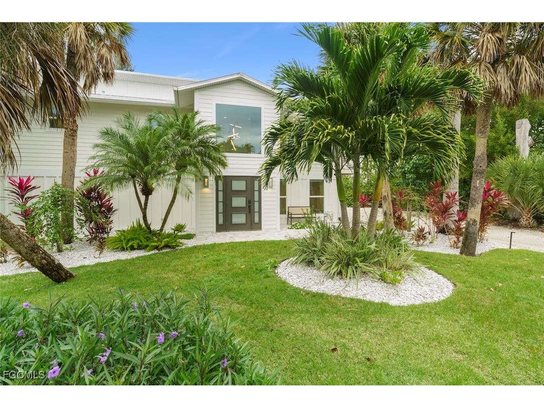 9455 Coventry Court Sanibel FL 33957 2025024054 image2