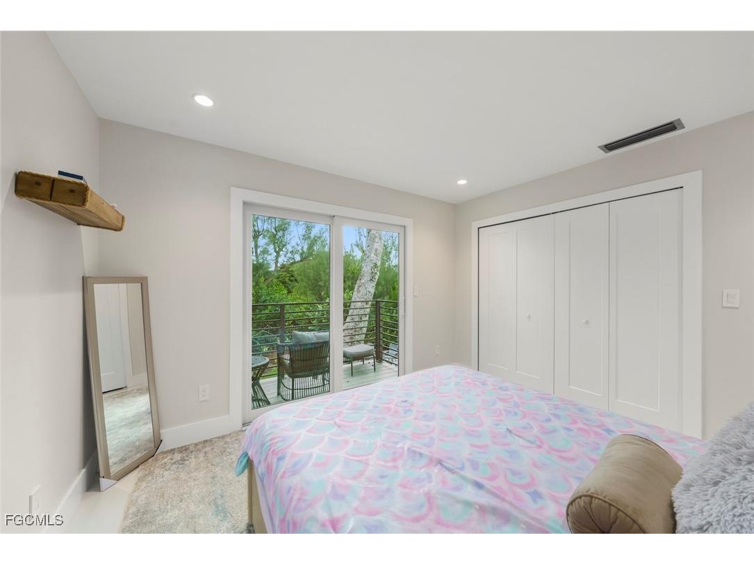 9455 Coventry Court Sanibel FL 33957 2025024054 image23