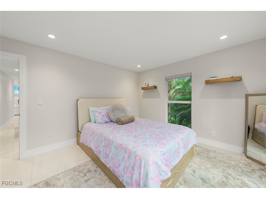 9455 Coventry Court Sanibel FL 33957 2025024054 image24