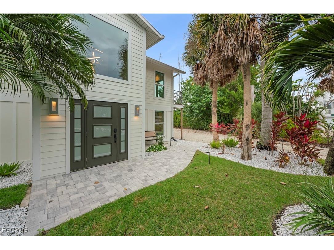 9455 Coventry Court Sanibel FL 33957 2025024054 image40