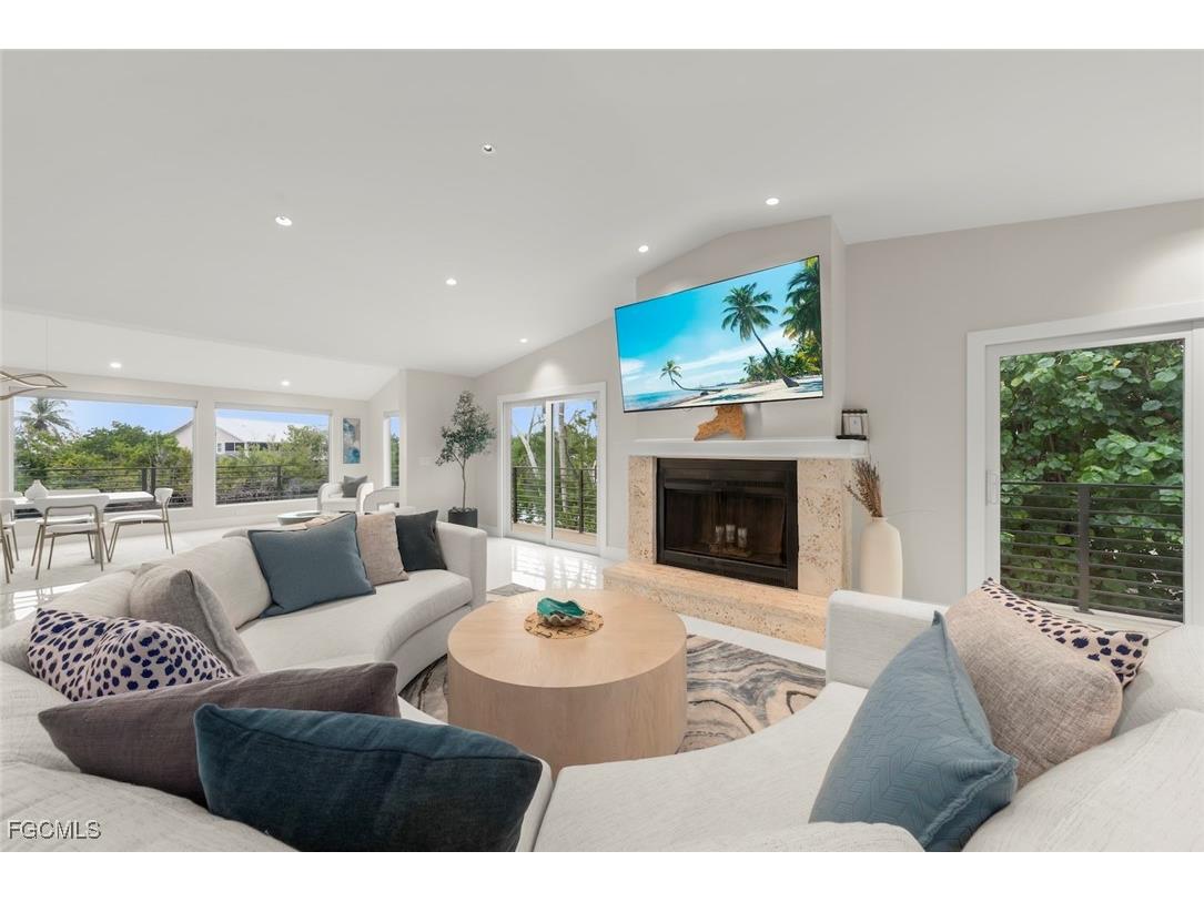 9455 Coventry Court Sanibel FL 33957 2025024054 image9