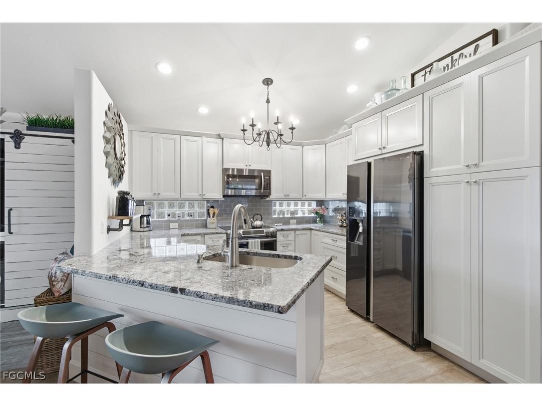 9455 Palm Island Circle North Fort Myers FL 33903 2026010560 image10