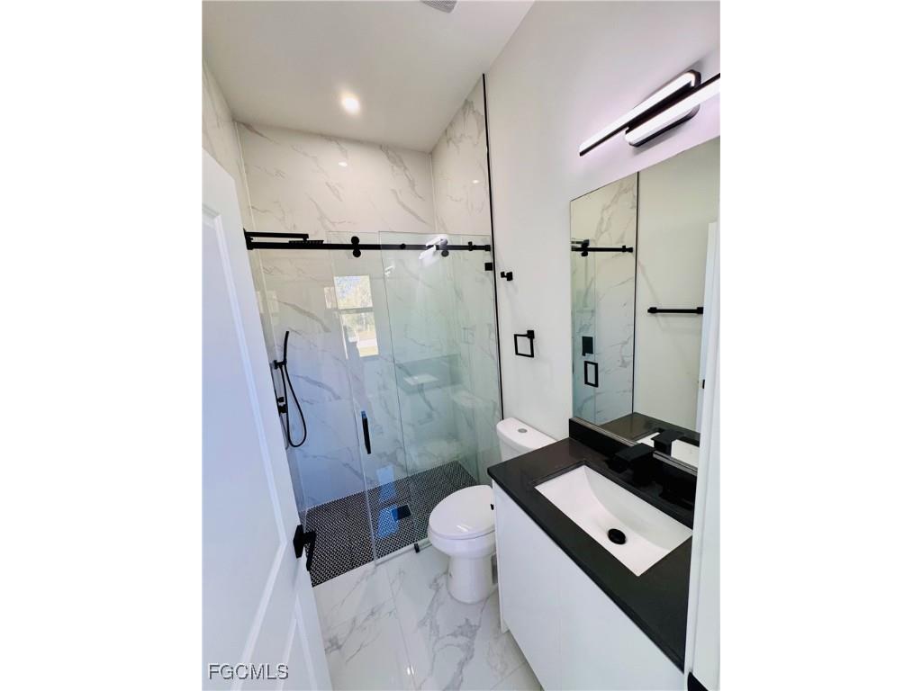 946 Panda Drive Lehigh Acres FL 33974 2025017341 image9