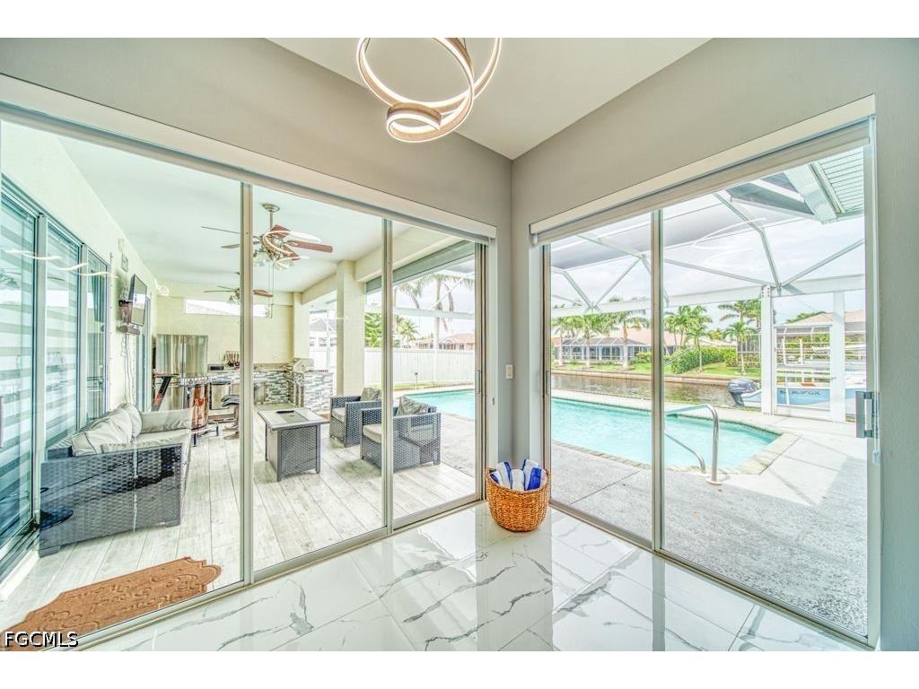 946 SE 23rd Place Cape Coral FL 33990 2026024740 image14