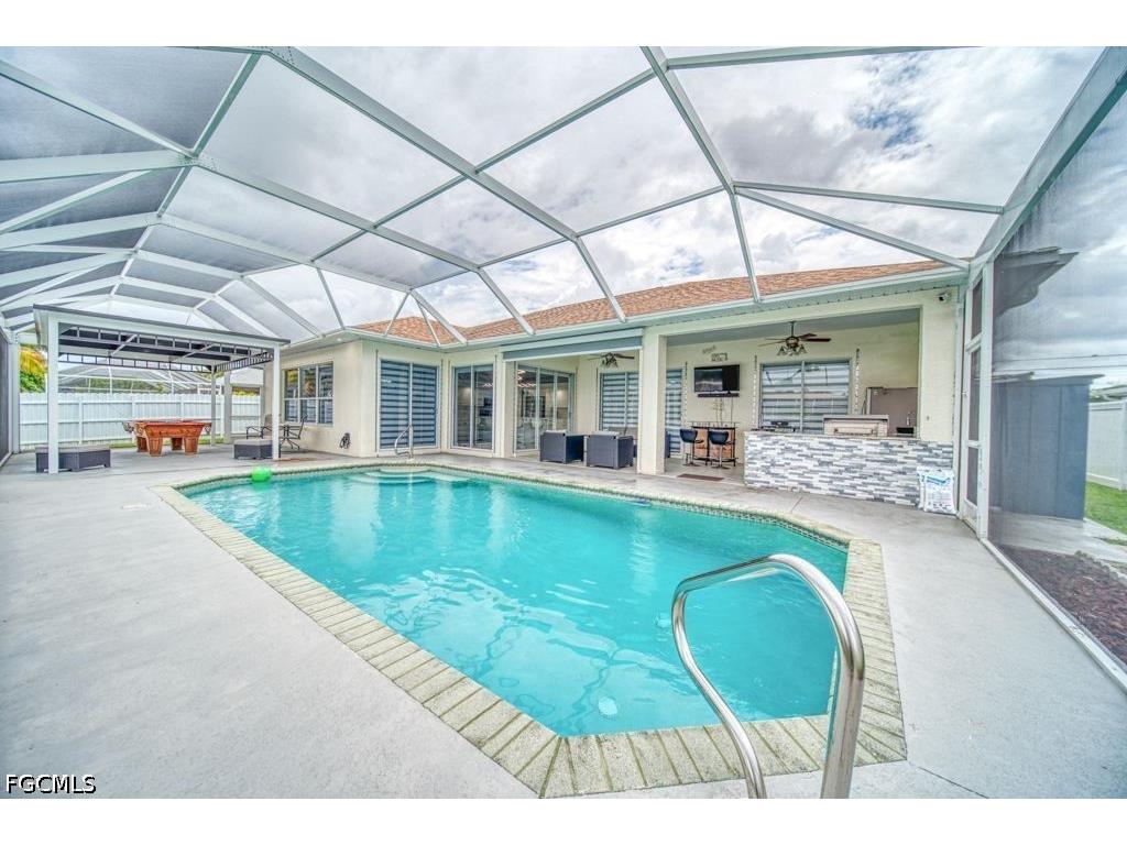 946 SE 23rd Place Cape Coral FL 33990 2026024740 image38