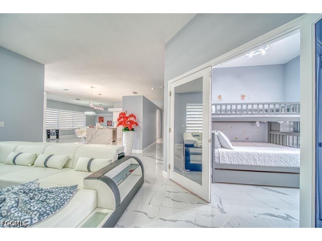 946 SE 23rd Place Cape Coral FL 33990 2026024740 image9
