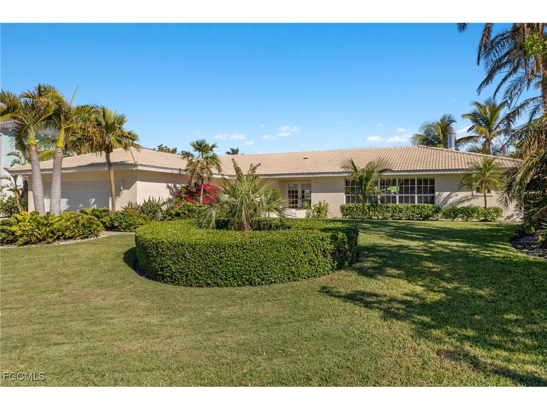 946 Whelk Drive Sanibel FL 33957 2025014644 image1