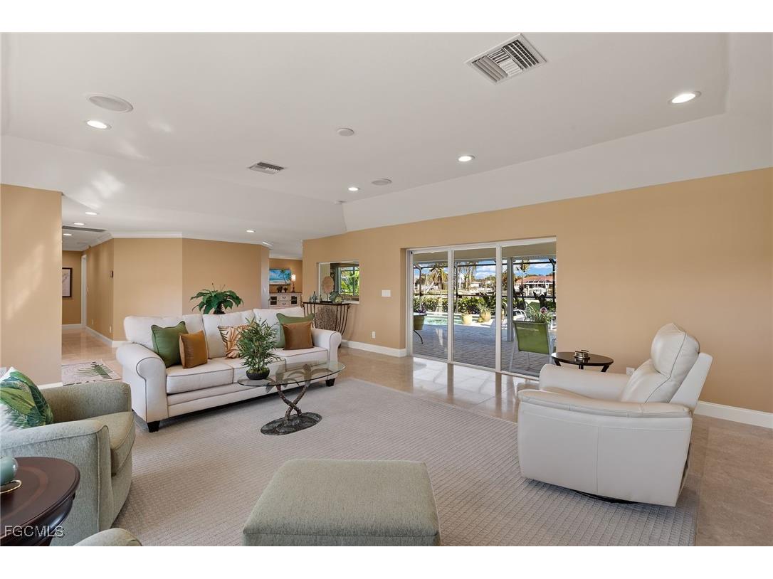 946 Whelk Drive Sanibel FL 33957 2025014644 image6