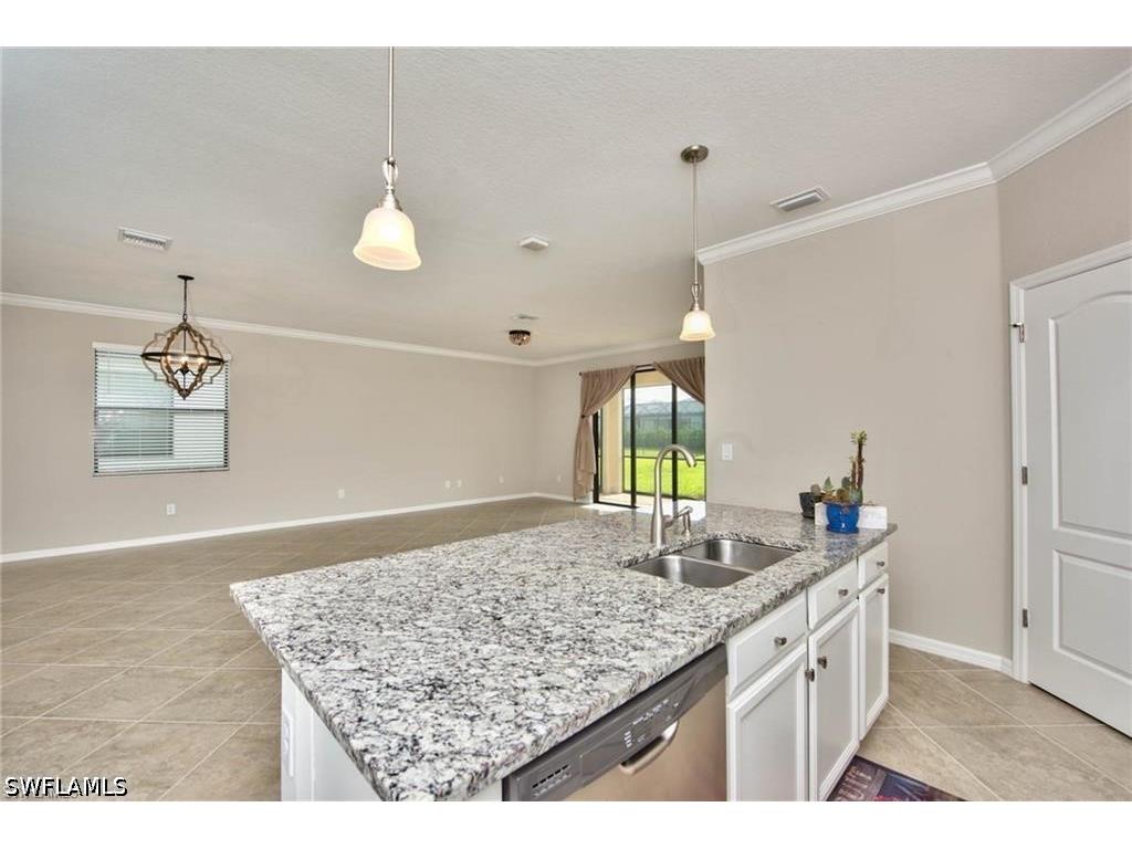 9460 Foxglove Lane Naples FL 34120 226012746 image5