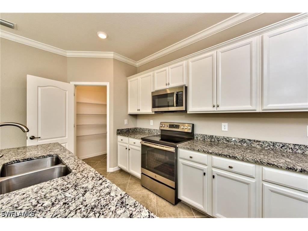 9460 Foxglove Lane Naples FL 34120 226012746 image7