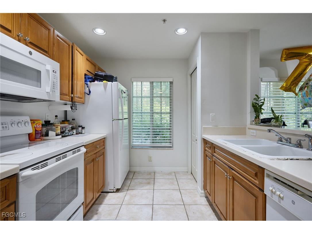 9460 Ivy Brook Run #710 Fort Myers FL 33913 2025000439 image3