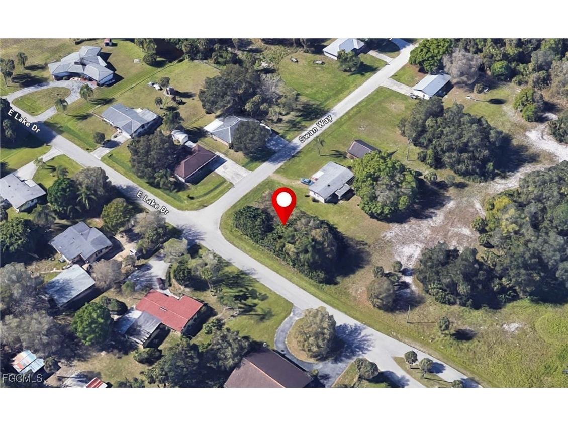 9461 Swan Way North Fort Myers FL 33917 2025006650 image1