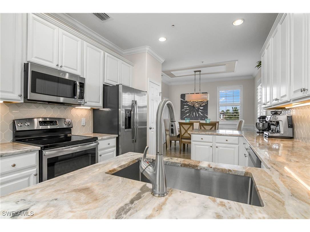 9464 Casoria Court #201 Naples FL 34113 225016241 image1