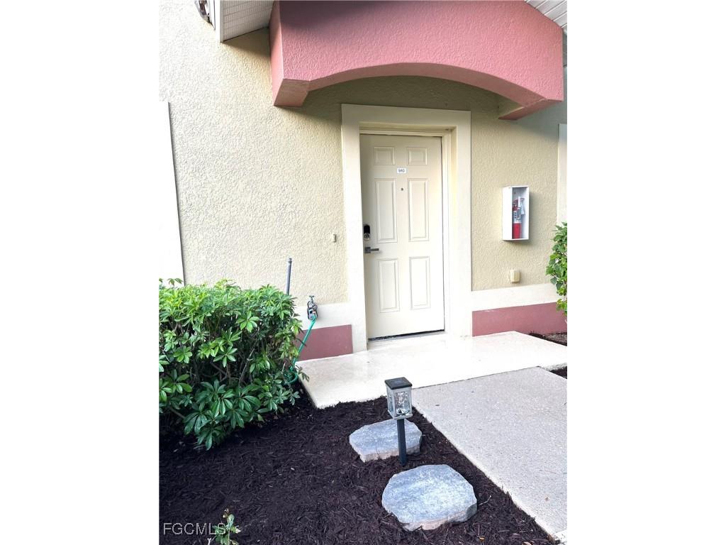 9465 Ivy Brook Run #910 Fort Myers FL 33913 2026005140 image2