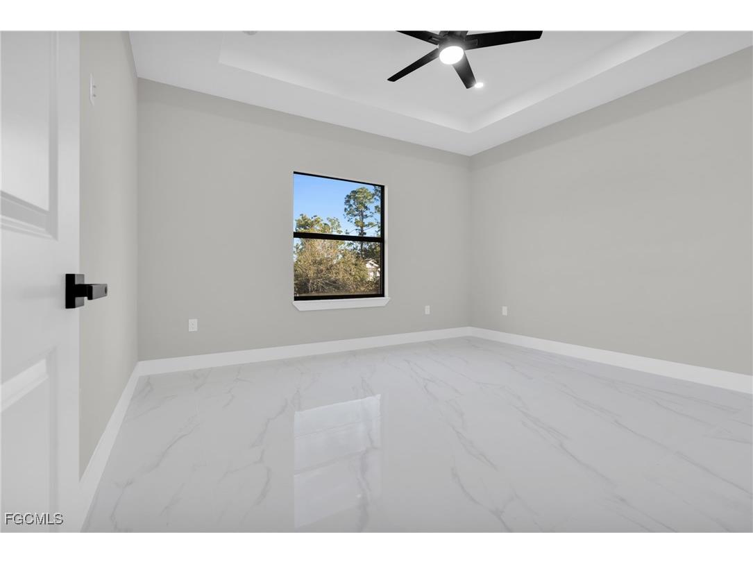 947 Gable Street Lehigh Acres FL 33974 2026003608 image4