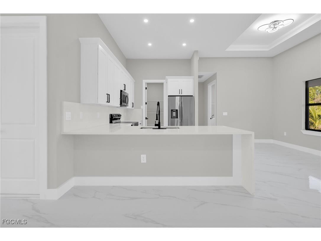 947 Gable Street Lehigh Acres FL 33974 2026003608 image9