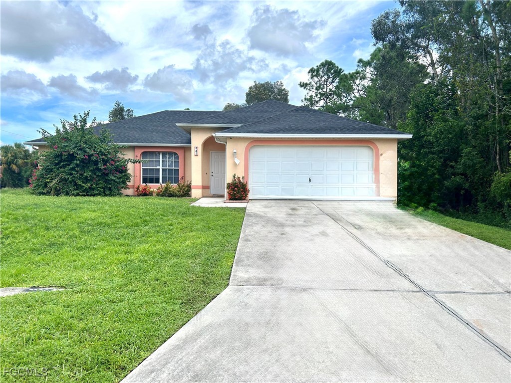 947 Hunter Street E Lehigh Acres FL 33974 2025013415 image1