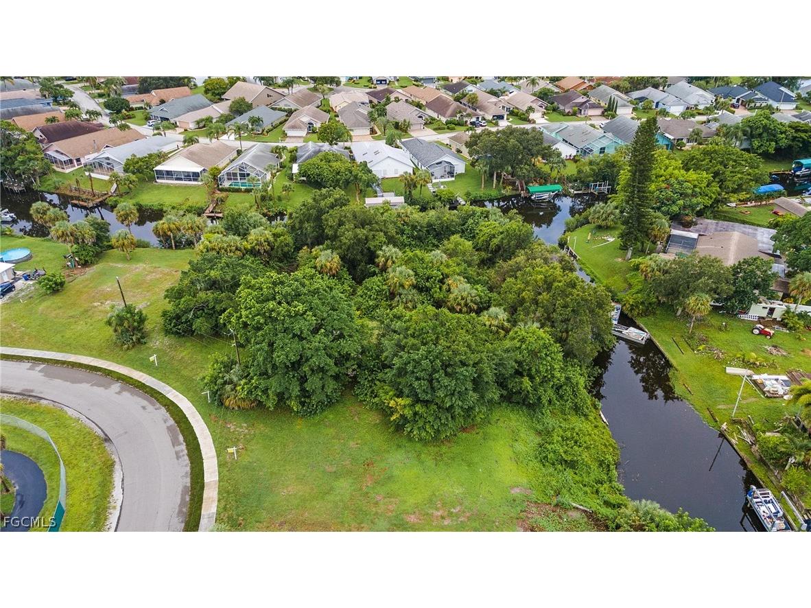 947 Iris Drive North Fort Myers FL 33903 2026010635 image9