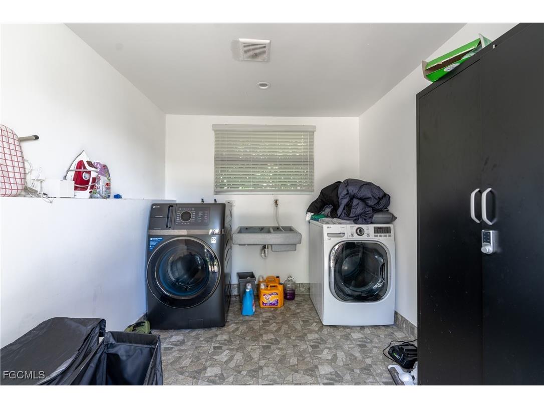 947 NE 149 Street Miami FL 33161 2025019570 image46