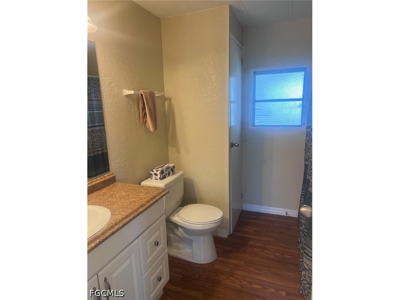 947 Strongbox Drive North Fort Myers FL 33917 2026017909 image10