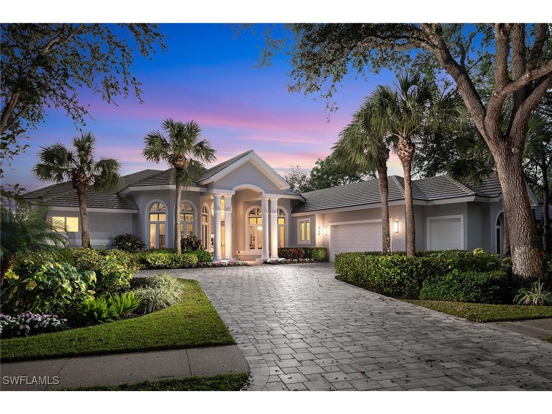 948 Barcarmil Way Naples FL 34110 225000889 image1