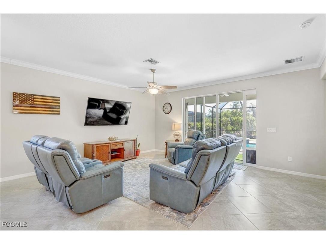 9481 Ruscello Court Fort Myers FL 33908 2025020960 image7