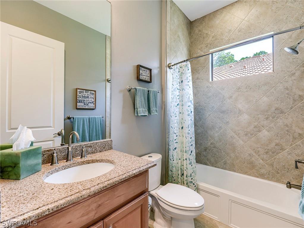 9483 Isla Bella Circle Bonita Springs FL 34135 225085131 image32