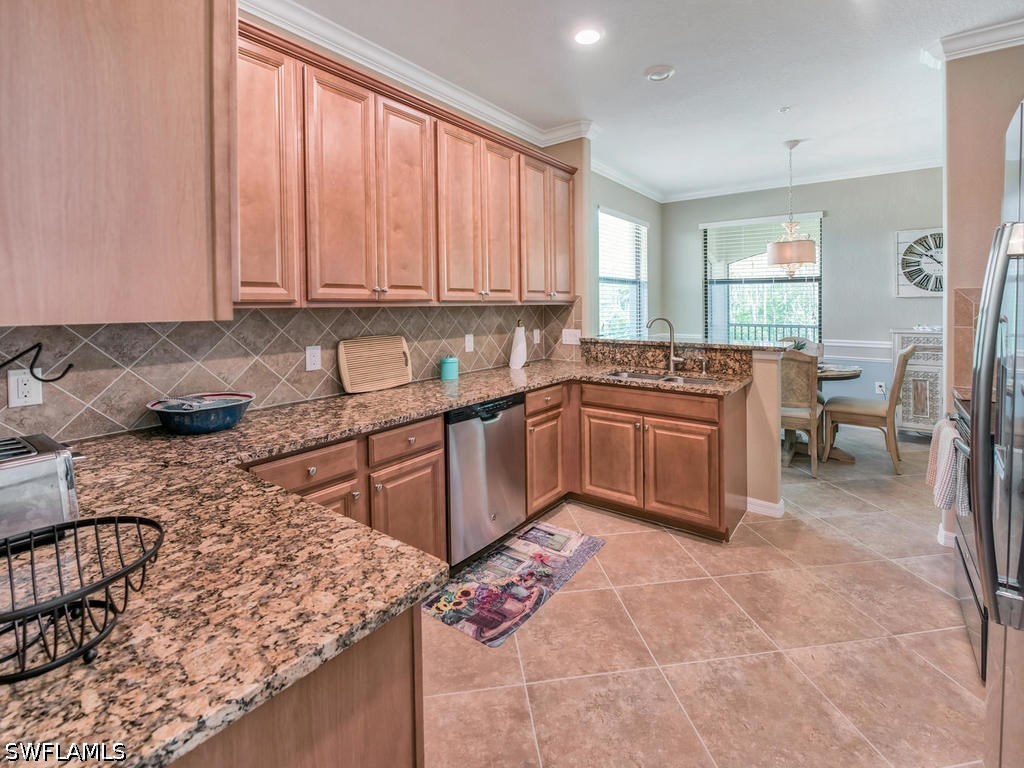 9484 Casoria Court #201 Naples FL 34113 226018646 image8