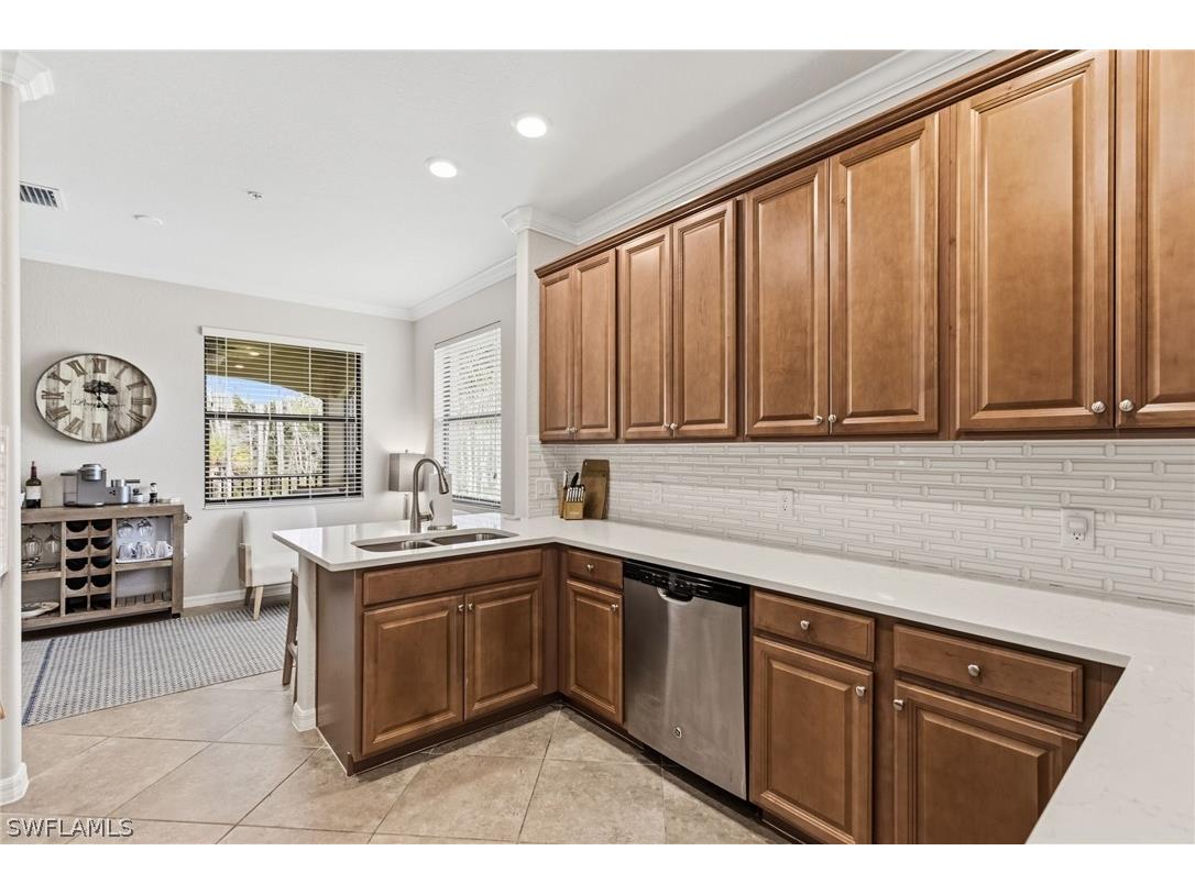 9484 Casoria Court #202 Naples FL 34113 226007685 image8