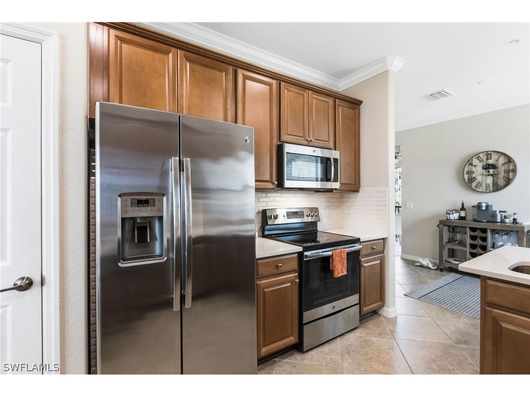 9484 Casoria Court #202 Naples FL 34113 226007685 image9