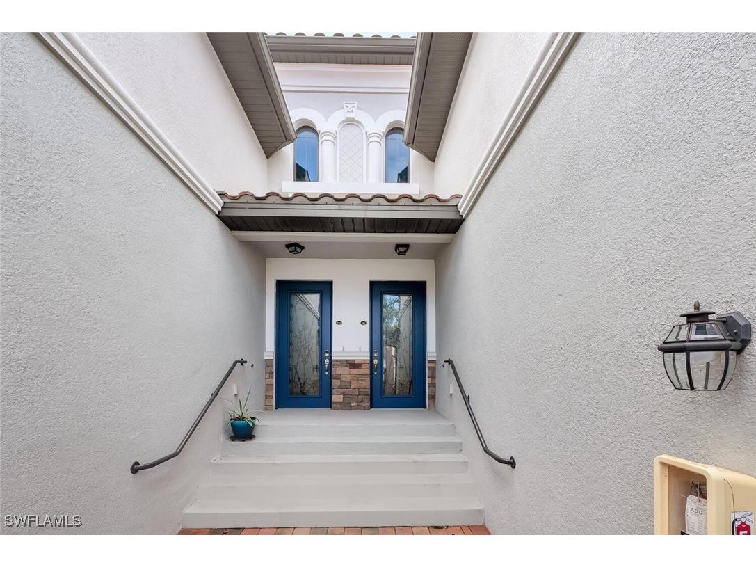 9485 Casoria Court #202 Naples FL 34113 225066452 image2