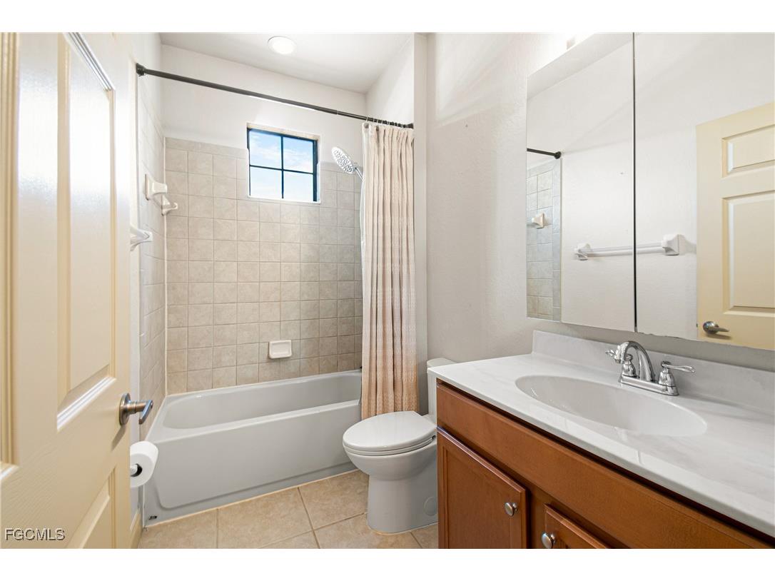 9496 River Otter Drive Fort Myers FL 33912 2025012539 image11