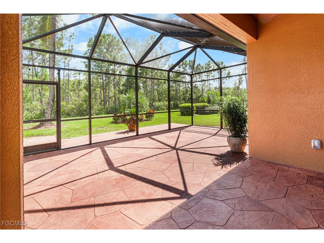 9496 River Otter Drive Fort Myers FL 33912 2025012539 image18