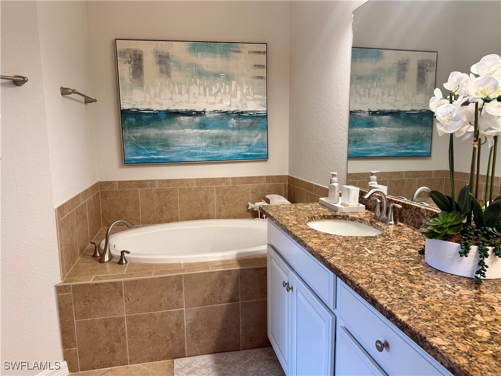 9498 Napoli Lane #201 Naples FL 34113 225071411 image36