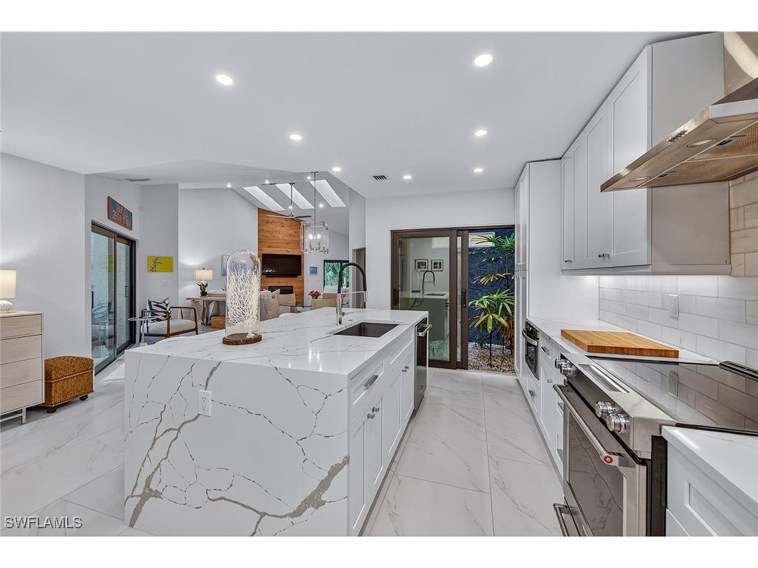 95 Cypress View Drive Naples FL 34113 225074099 image4