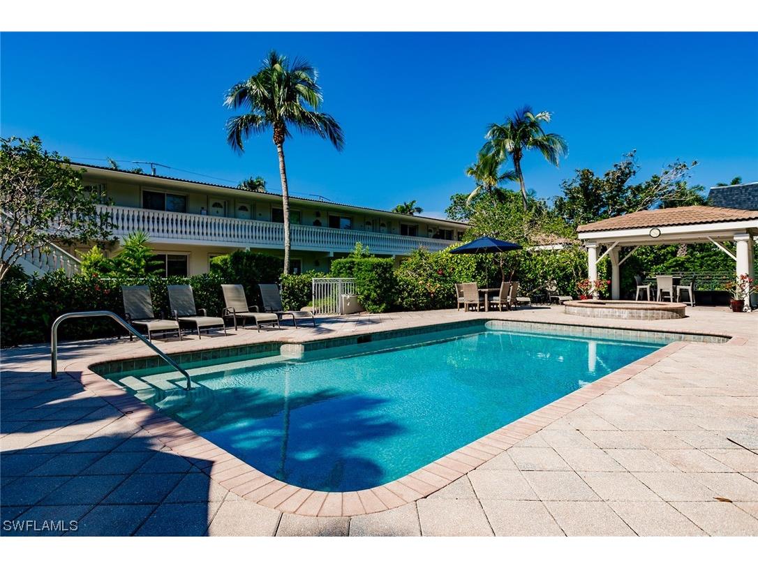 950 7th Avenue S #12 Naples FL 34102 223040049 image1