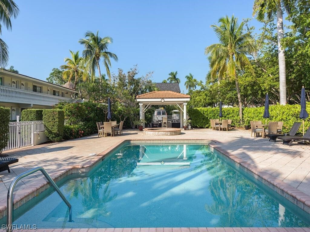 950 7th Avenue S #12 Naples FL 34102 224000229 image1