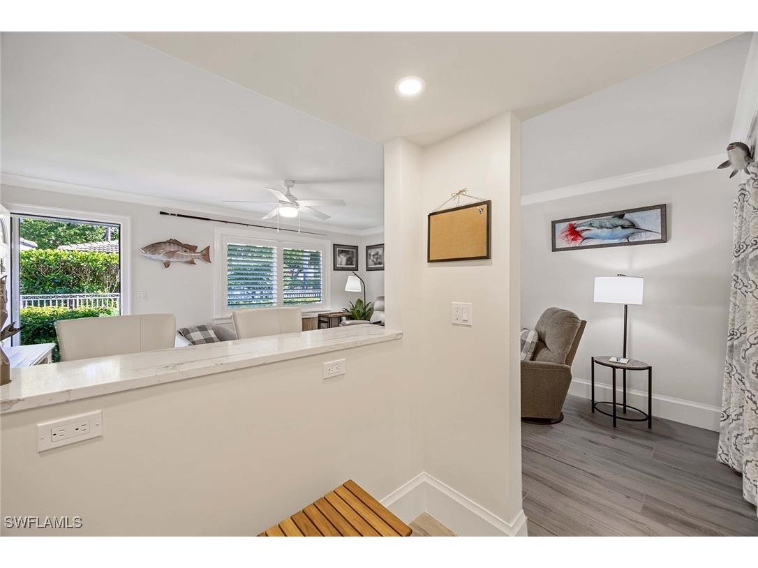 950 7th Avenue S #14 Naples FL 34102 225067910 image13