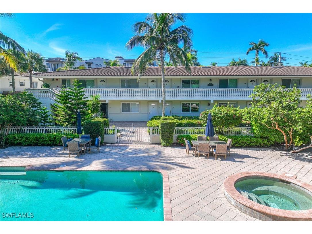 950 7th Avenue S #14 Naples FL 34102 225067910 image2