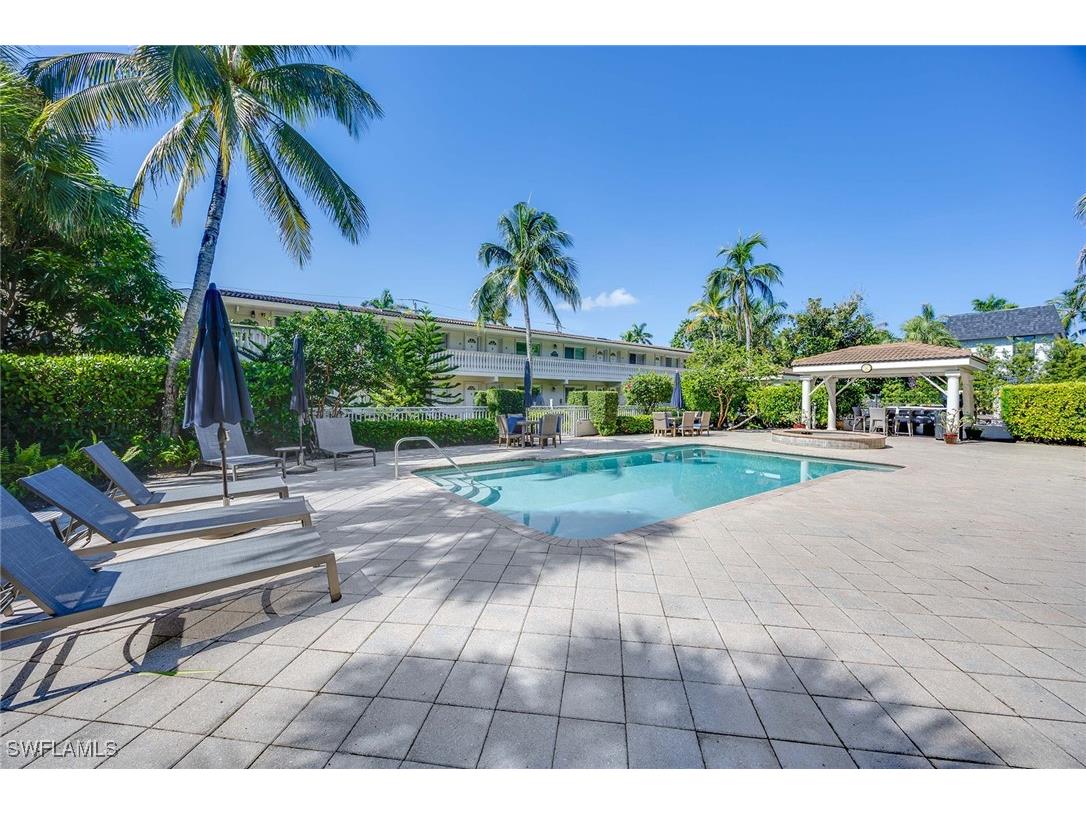 950 7th Avenue S #14 Naples FL 34102 225067910 image21