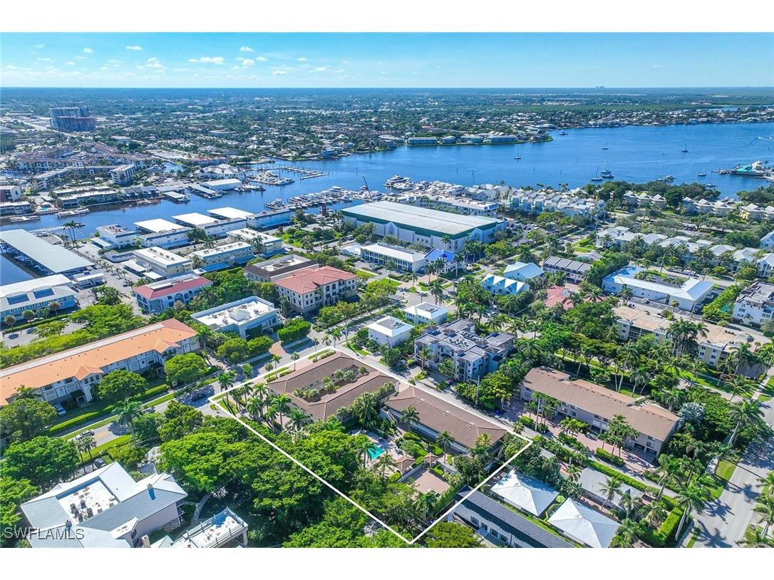 950 7th Avenue S #14 Naples FL 34102 225067910 image31